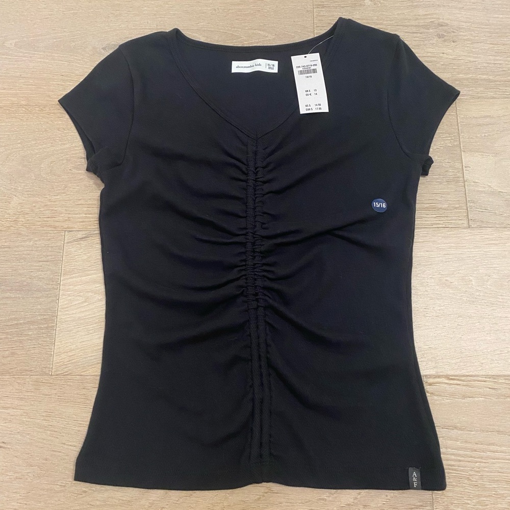 Abercrombie Kids Black Front Ruched T-Shirt Size 15/16 NWT